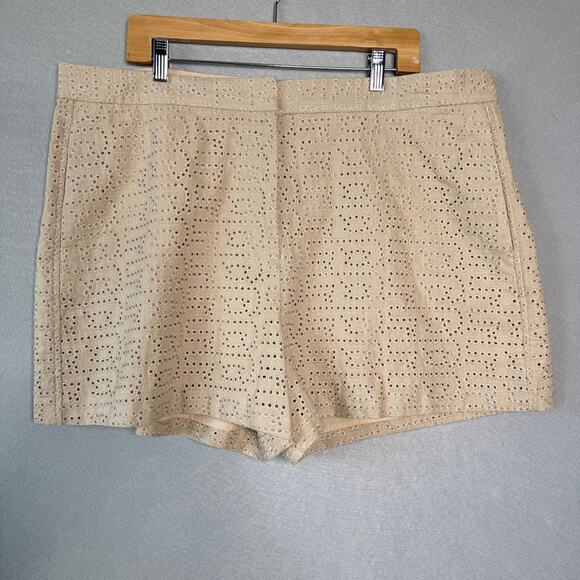 M‎ & S Shorts Womens 22 Tan Eyelet Linen 3in Inseam Summer Neutral Plus Size - Picture 1 of 11